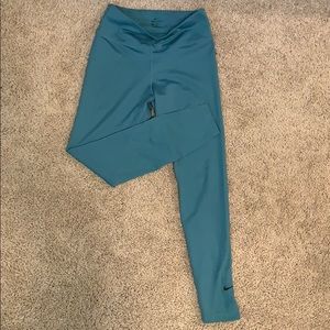 Nike leggings